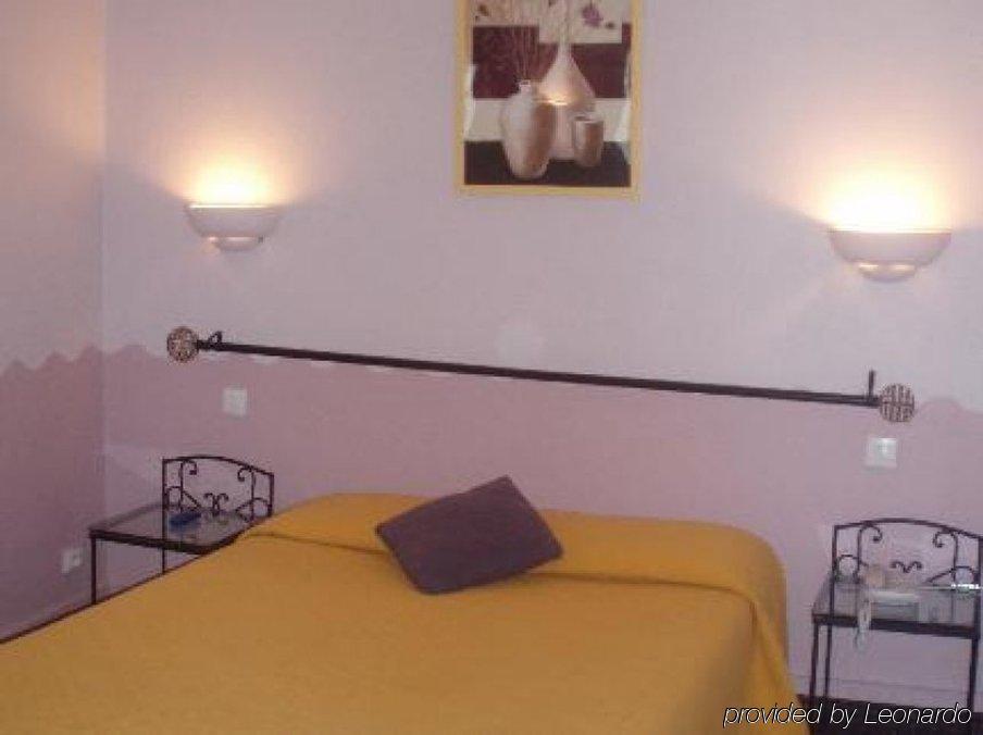 Mon Reve Hotel Paris Bilik gambar